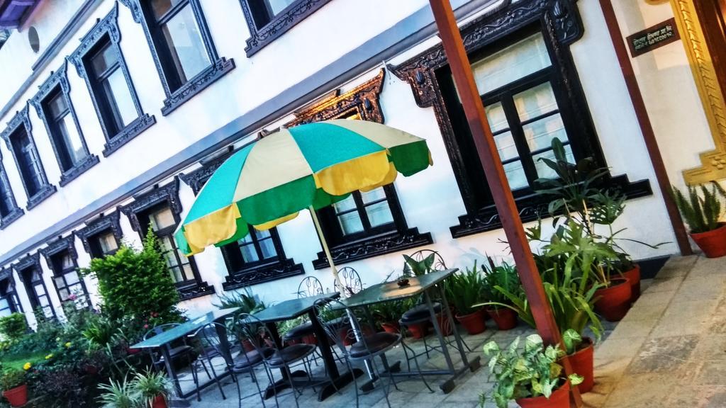 Hotel Heranya กาฐมาณฑุ ภายนอก รูปภาพ